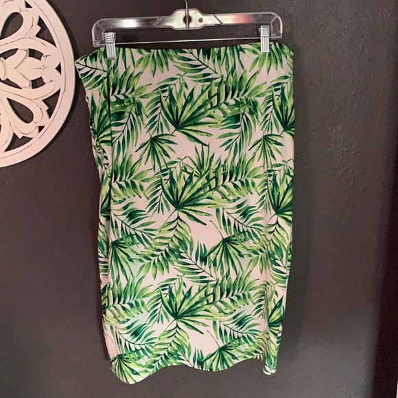 Palm print faux wrap skirt large - Picture 2 of 6